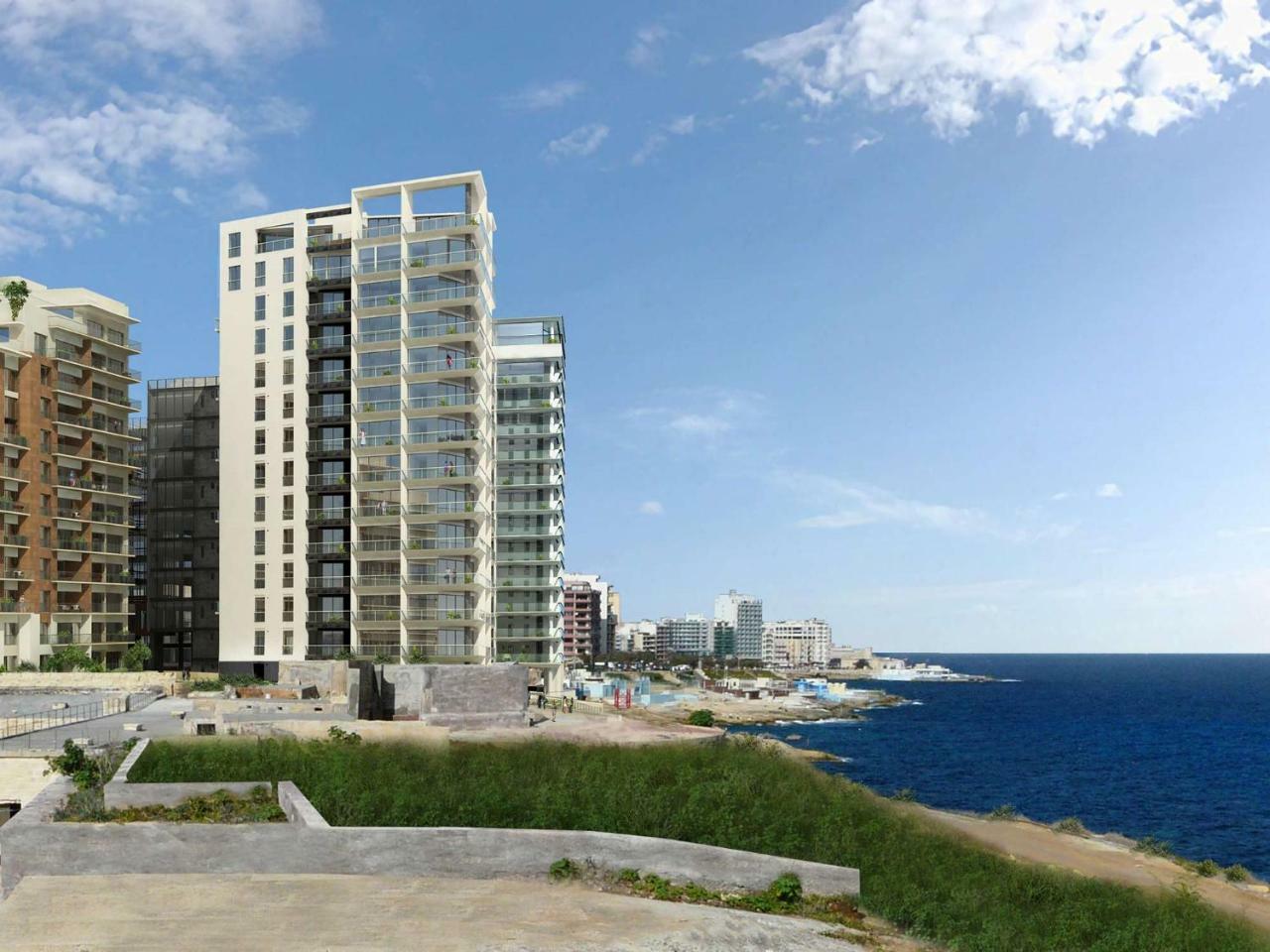 Seafront Apartment In Sliema With Pool, Upmarket Complex Exterior photo